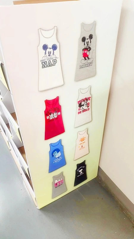 Customized Floor-standing Paper Display